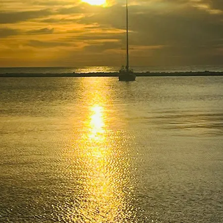 Riccardo Luxury アパート